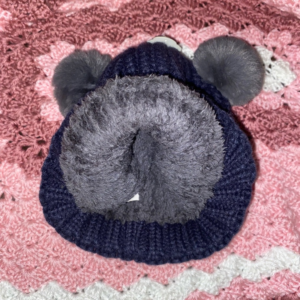 Winter Hats - Picture 4 of 5
